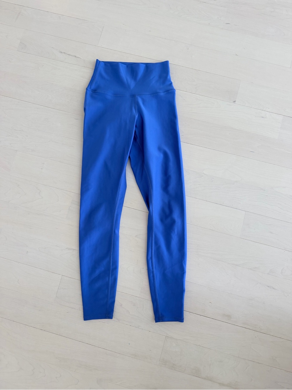ALO Yoga High-Waist Leggings in Bright Blue